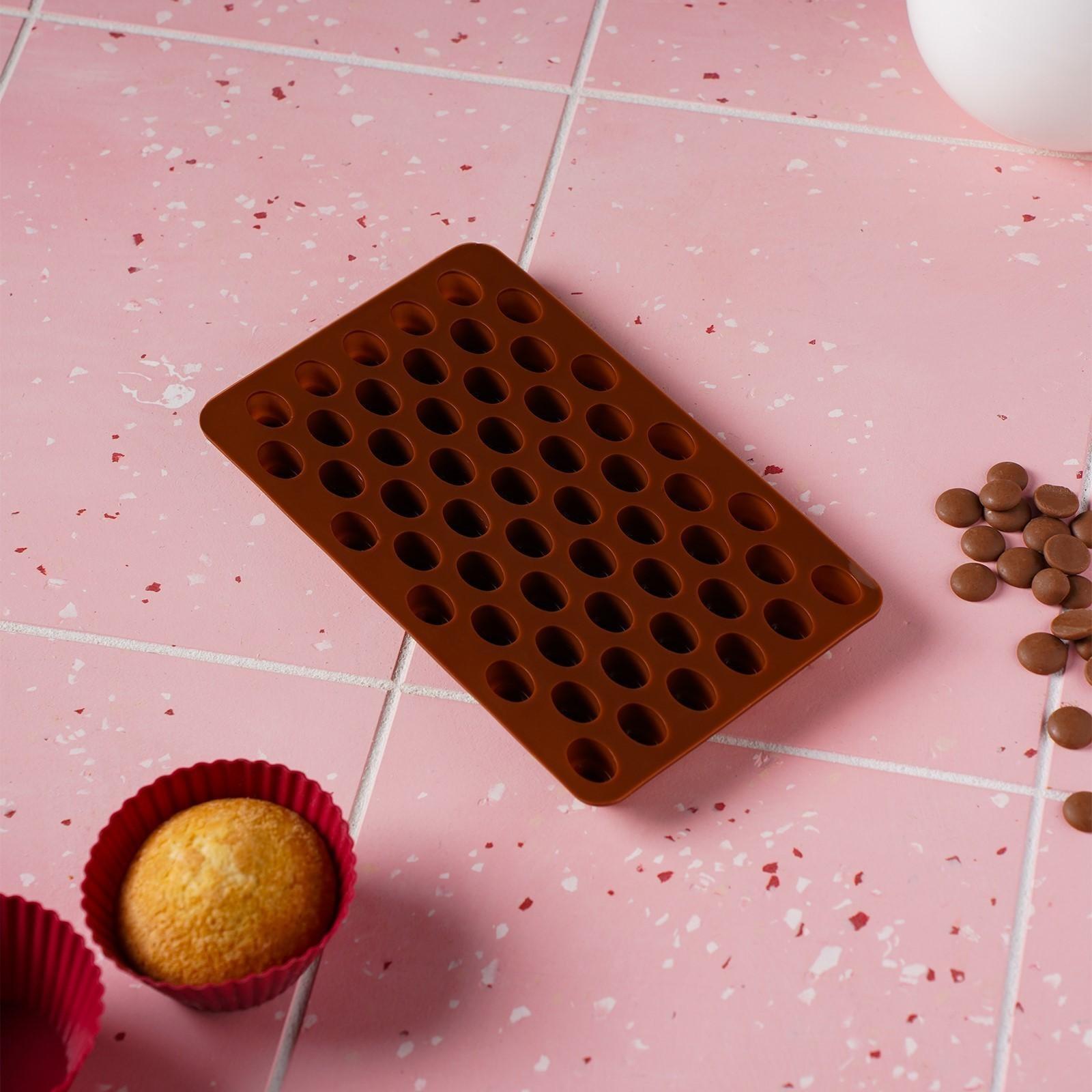 Форма для шоколада Доляна «Кофейные бобы», 18,5×11 см, 55 ячеек