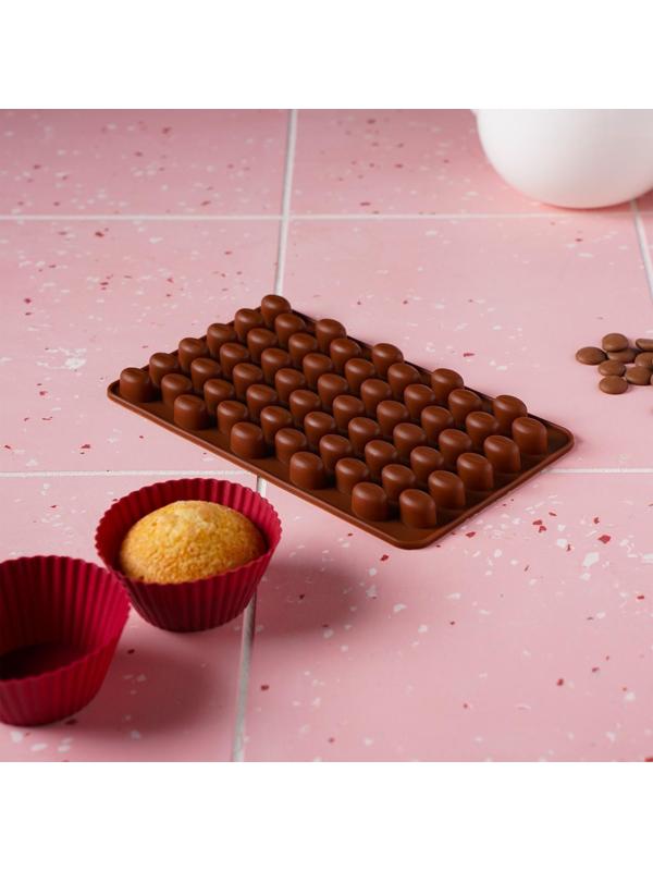 Форма для шоколада Доляна «Кофейные бобы», 18,5×11 см, 55 ячеек