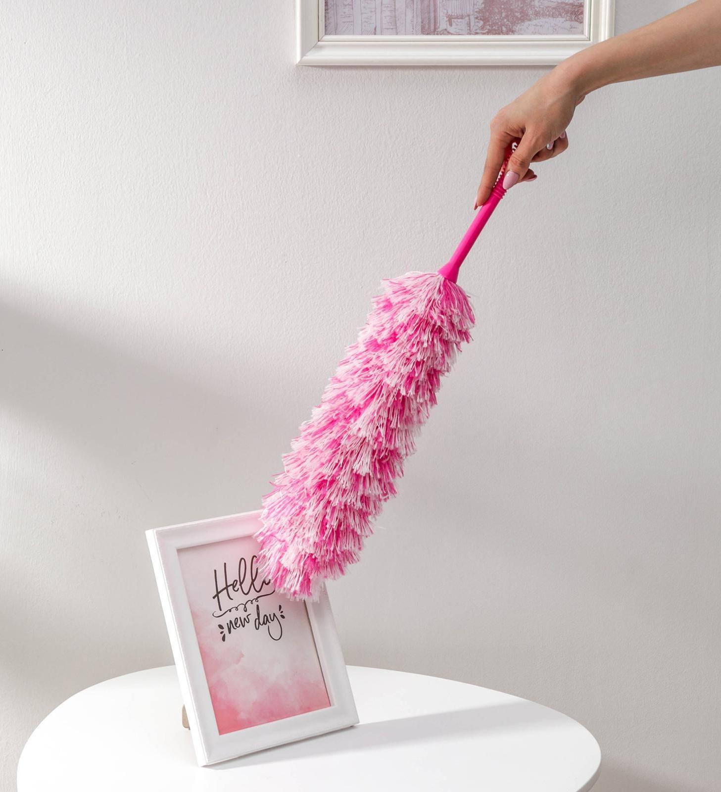 Щётка для удаления пыли Доляна «Антистатик», 55 см, рабочая часть 35 см, микрофибра, цвет МИКС