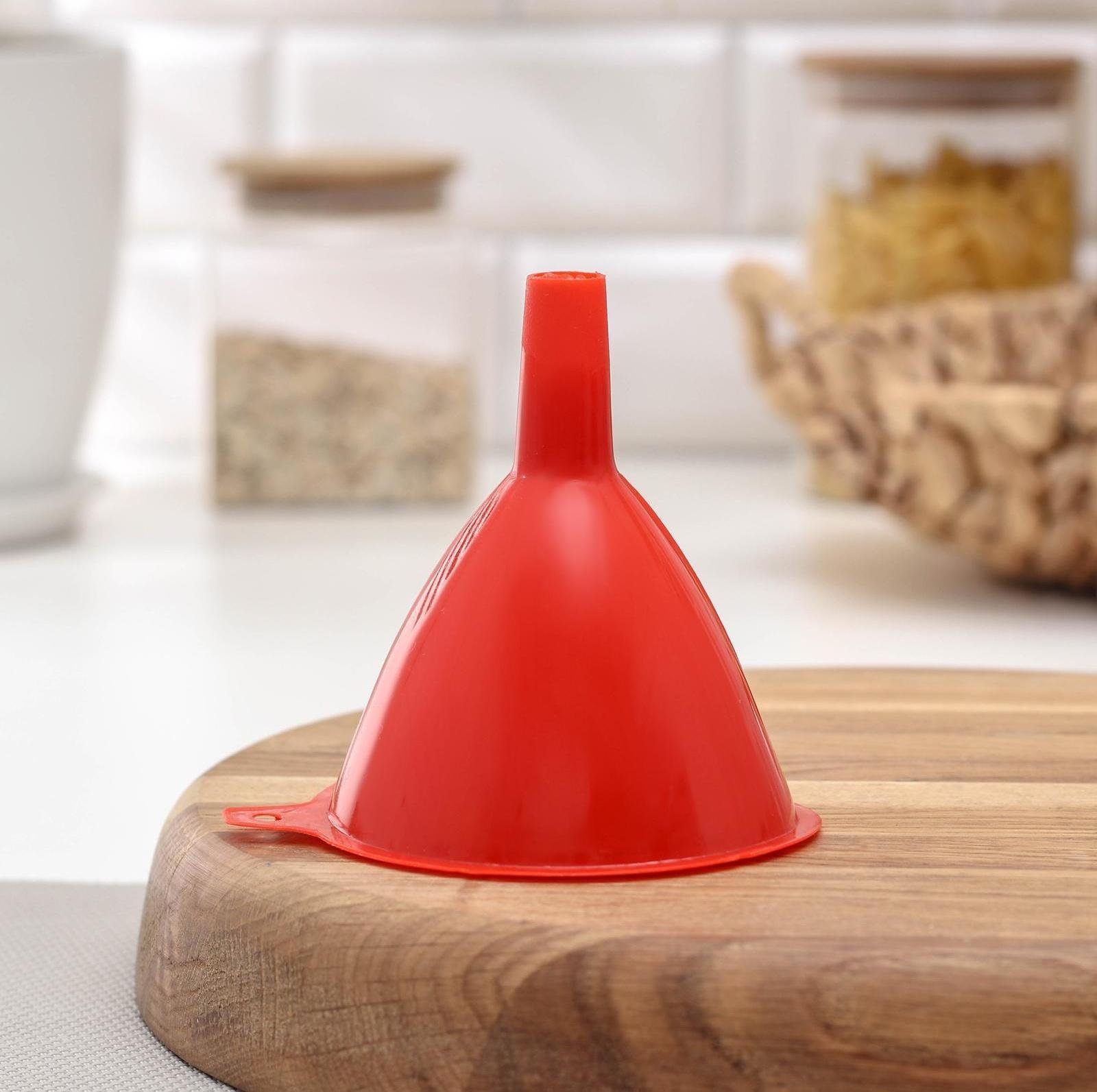 Набор воронок, 3 шт, 9×8 см, 8×7 см, 6,5×6,5 см, цвет МИКС