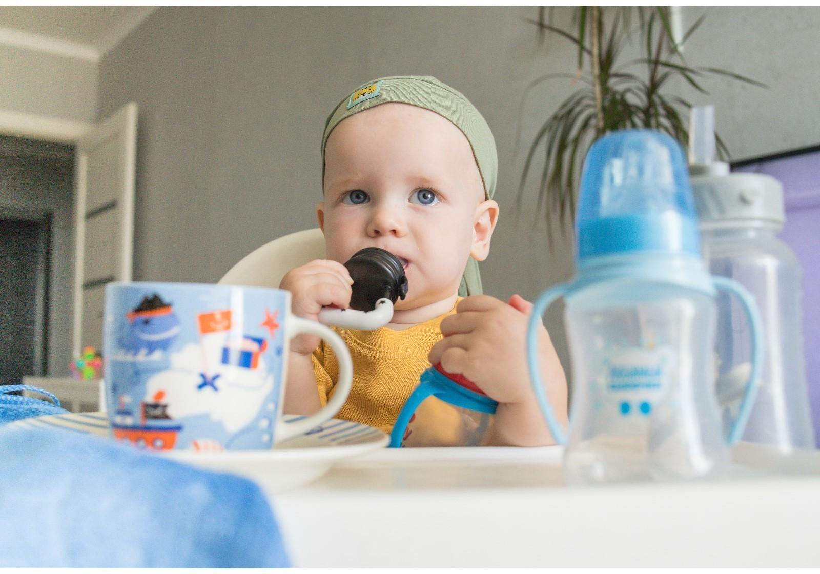 Ниблер для прикорма «Я люблю есть», с силиконовой сеточкой, цвет черно-белый