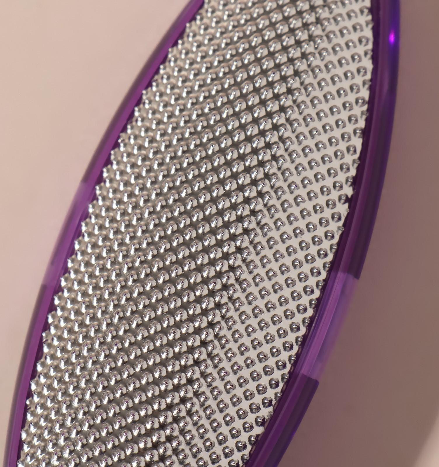 Тёрка для ног, металлическая, с пилкой на ручке, 17 см, цвет МИКС