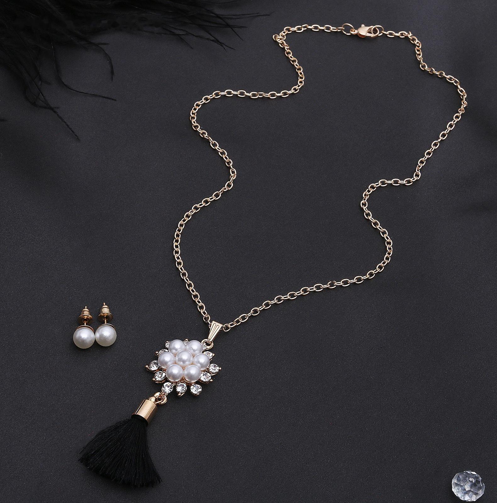 Гарнитур 2 предмета: серьги, кулон 