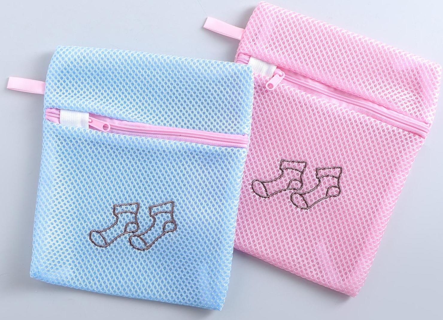 Мешок для стирки носков, 17×20 см, трехслойный, крупная сетка, цвет МИКС