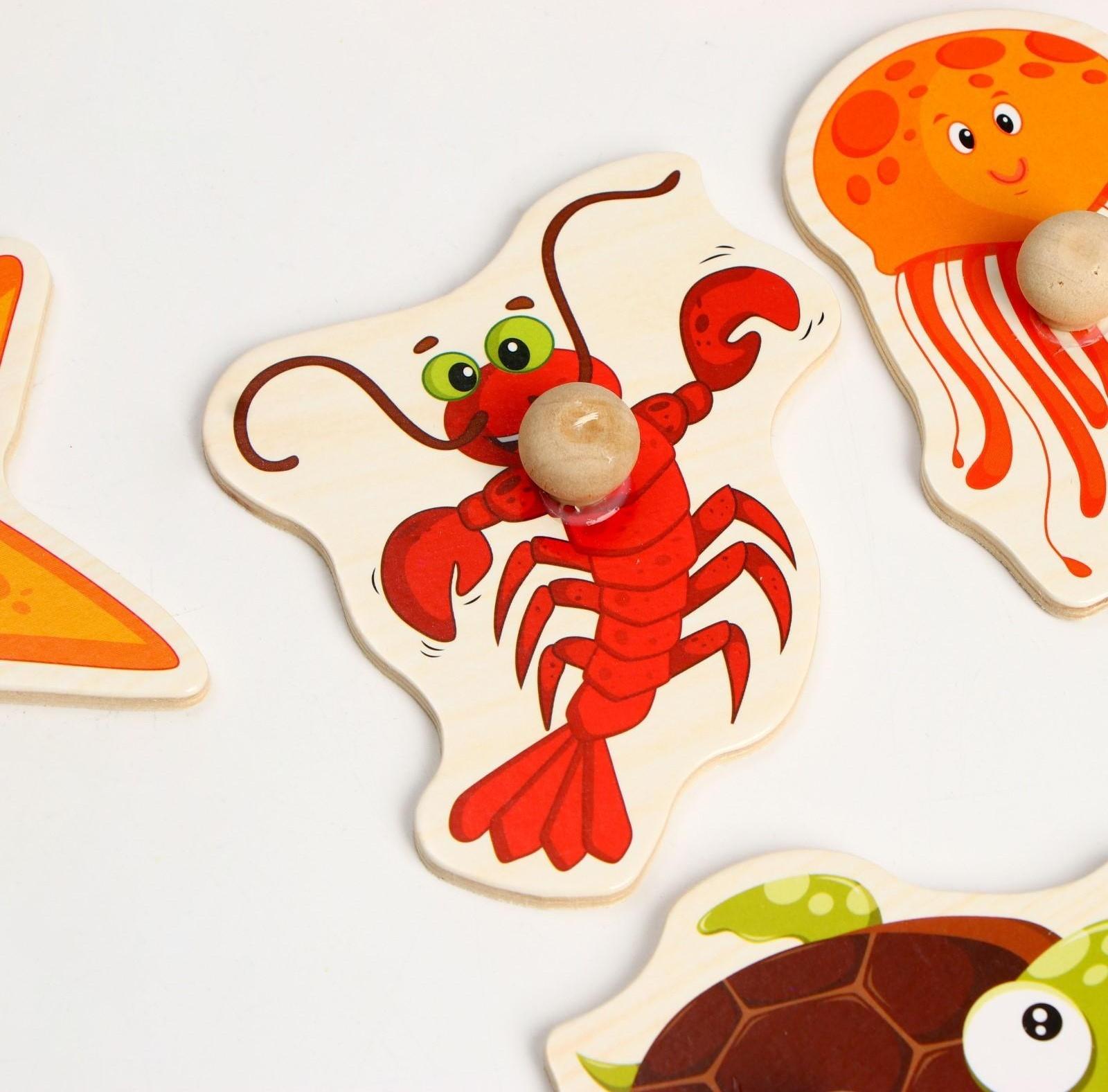 Рамка-вкладыш «Подбери картинку. На дне морском»