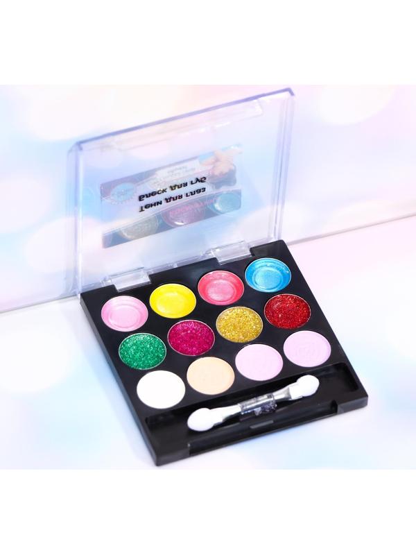 Набор косметики для девочки: тени, блеск, аппликатор