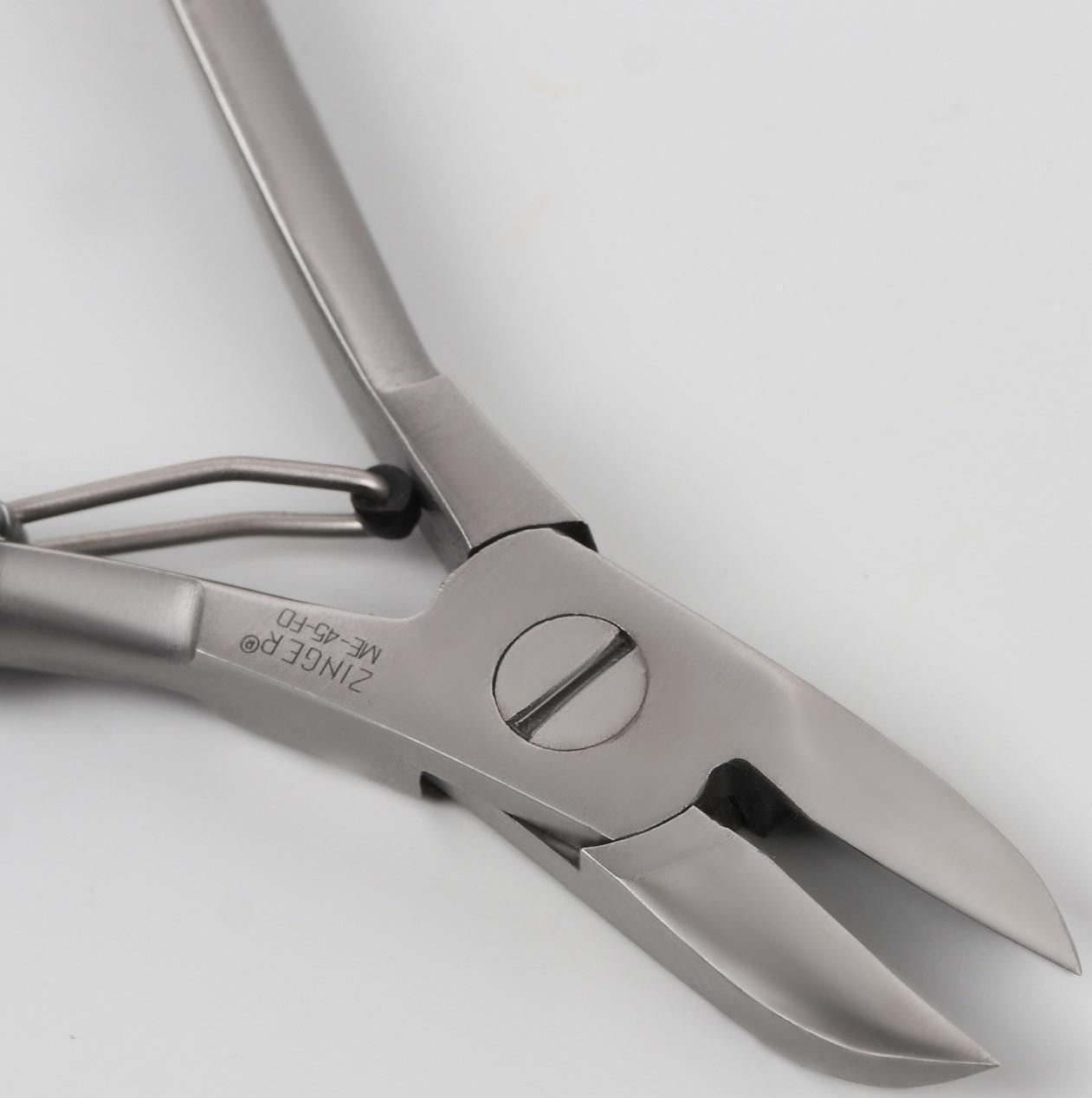 Кусачки педикюрные, 11 см, длина лезвия - 16 мм, на блистере, цвет матовый серебристый, ME-45-D(FD)