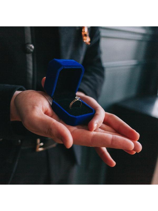 Футляр бархатный под кольцо 