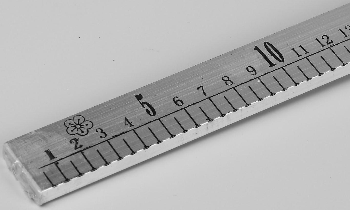 Метр металлический, 100 см (см/дюймы)