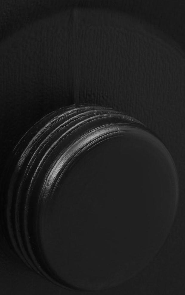 Бак для душа, 150 л, с крышкой, с резьбой под кран, чёрный