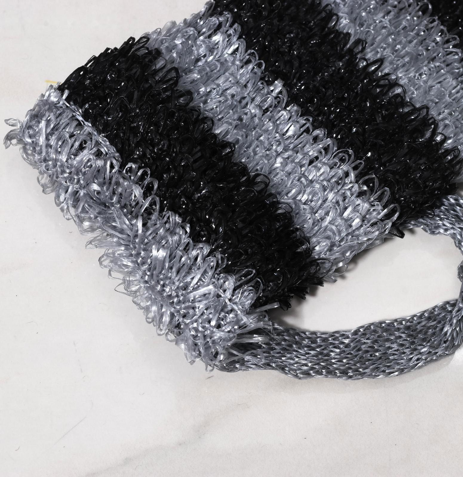 Мочалка для тела Доляна «Мужская», 12×45 см, цвет чёрно-белый