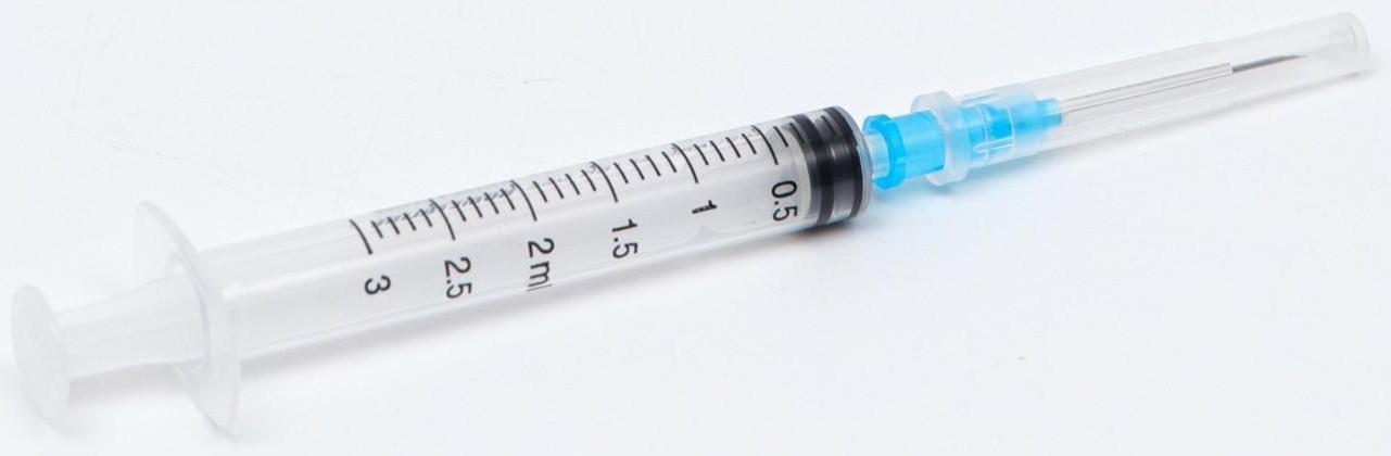 Шприц одноразовый стерильный объёмом 2 мл с иглой 0,6х25