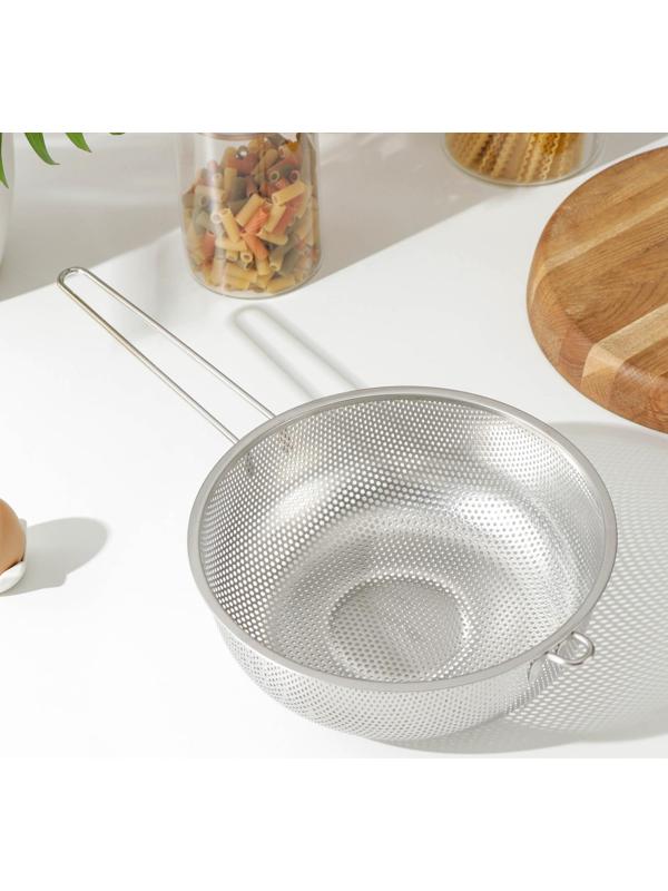 Дуршлаг из нержавеющей стали «Марко», d=25 см, длинная ручка, цвет хромированный