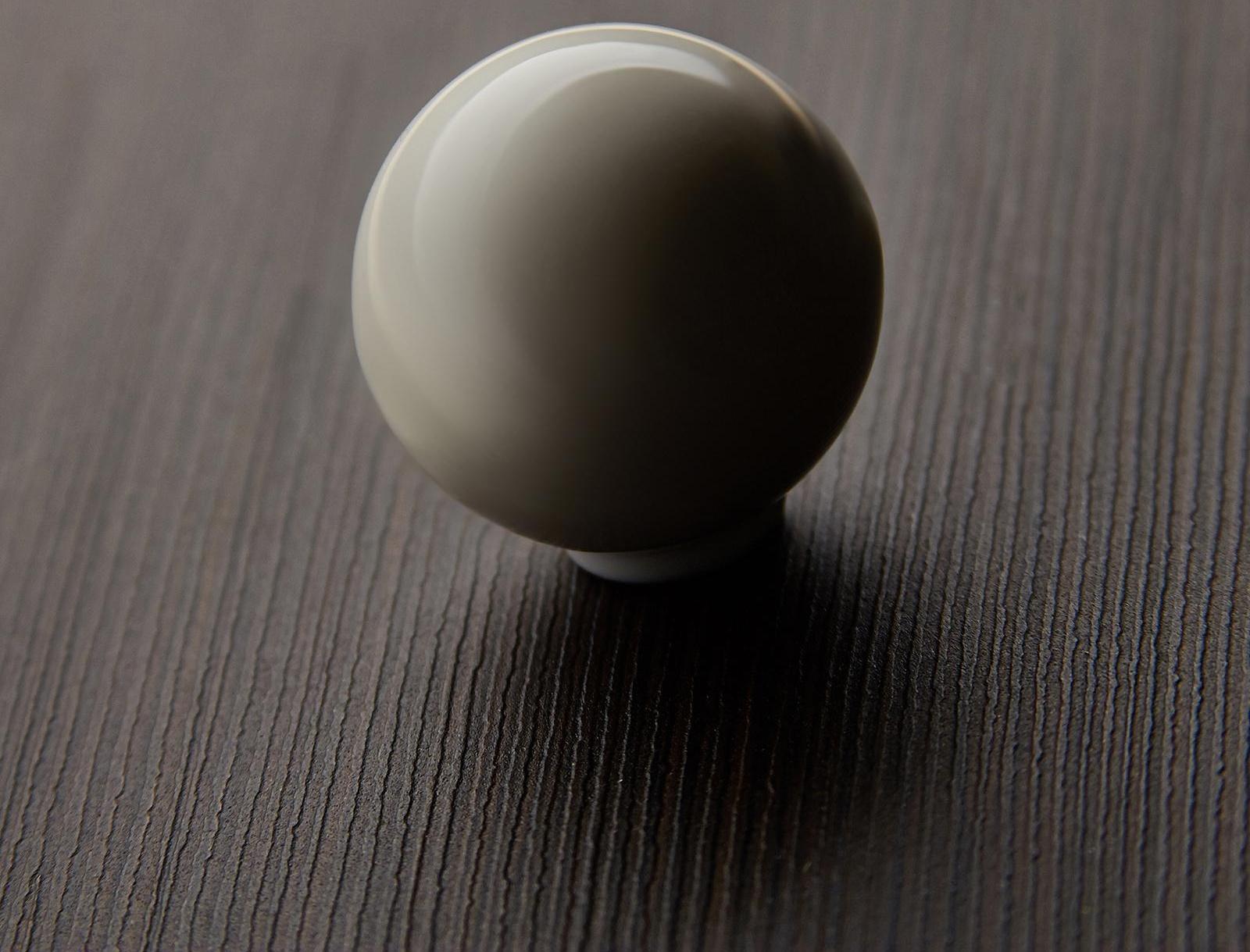 Ручка кнопка PLASTIC 008, пластиковая, белая