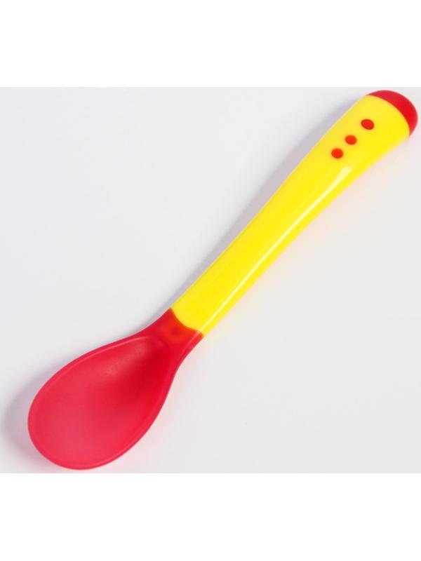 Набор для кормления «За маму и папу», 3 предмета: миска 350 мл на присоске, крышка, ложка, цвет МИКС