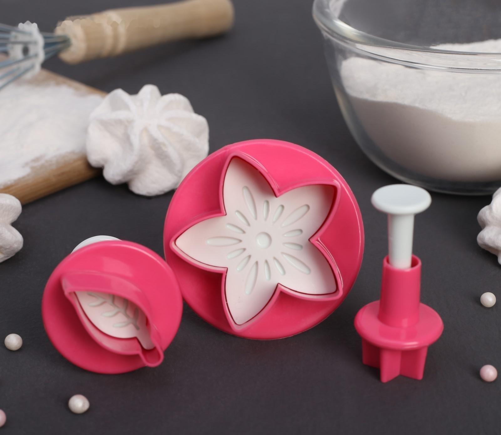 Набор плунжеров кондитерских Доляна «Цветок. Листок. Звёздочка», 3 шт