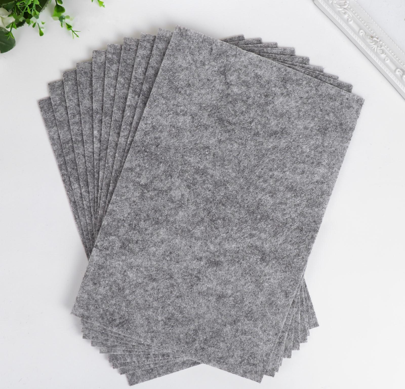 Фетр жесткий 1 мм 