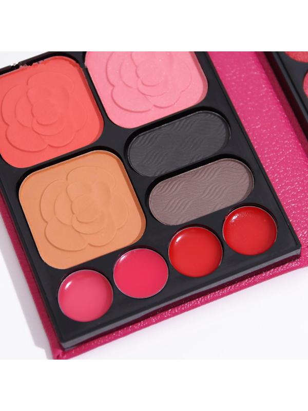Набор декоративной косметики: тени для век, тени для бровей, блеск для губ, румяна, зеркало