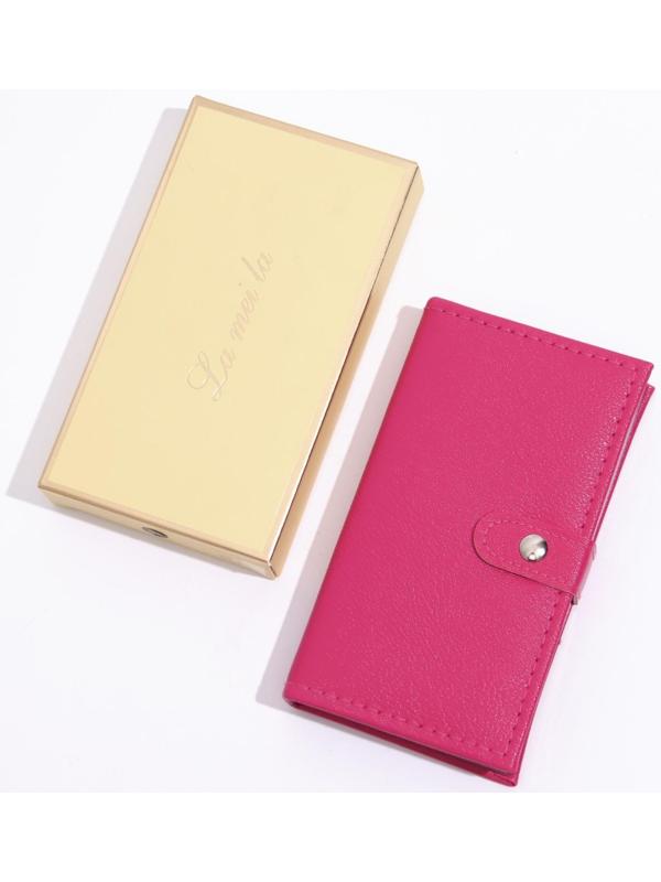 Набор декоративной косметики: тени для век, тени для бровей, блеск для губ, румяна, зеркало