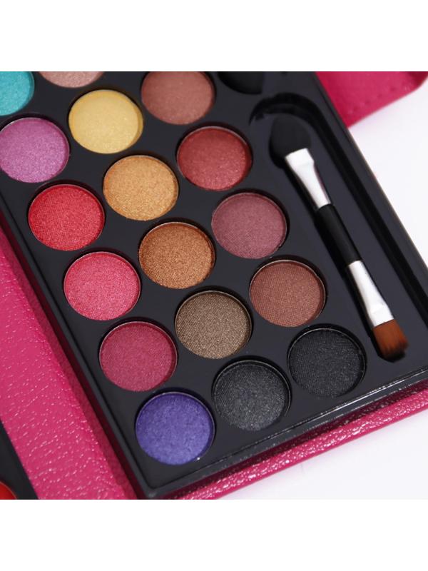 Набор декоративной косметики: тени для век, тени для бровей, блеск для губ, румяна, зеркало