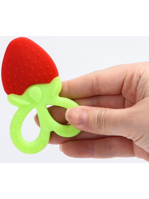 Прорезыватель силиконовый «Клубничка»