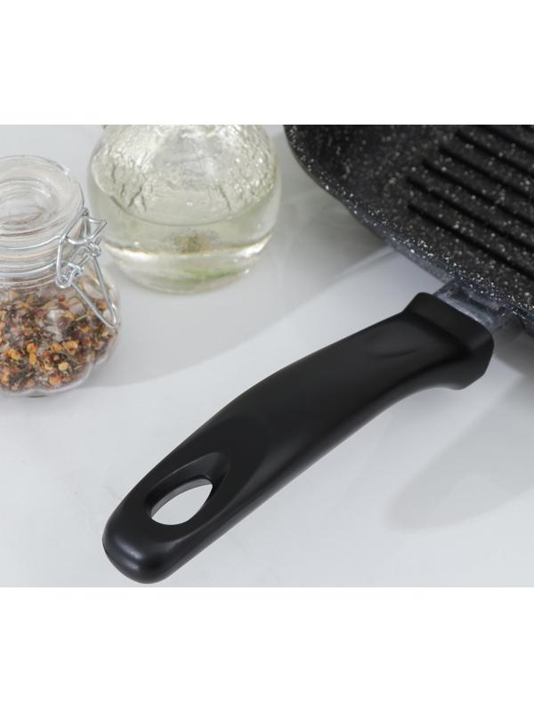 Сковорода-гриль квадратная Доляна, 26×26 см, антипригарное покрытие, цвет тёмный мрамор