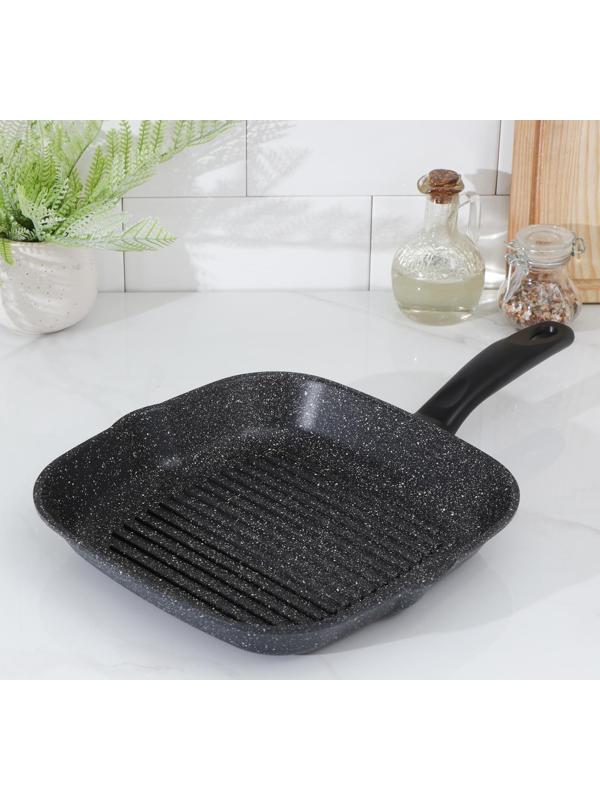 Сковорода-гриль квадратная Доляна, 26×26 см, антипригарное покрытие, цвет тёмный мрамор