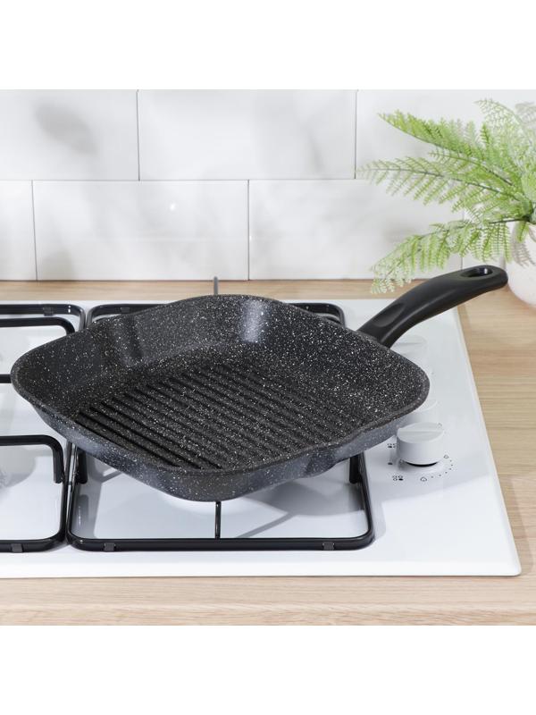 Сковорода-гриль квадратная Доляна, 26×26 см, антипригарное покрытие, цвет тёмный мрамор