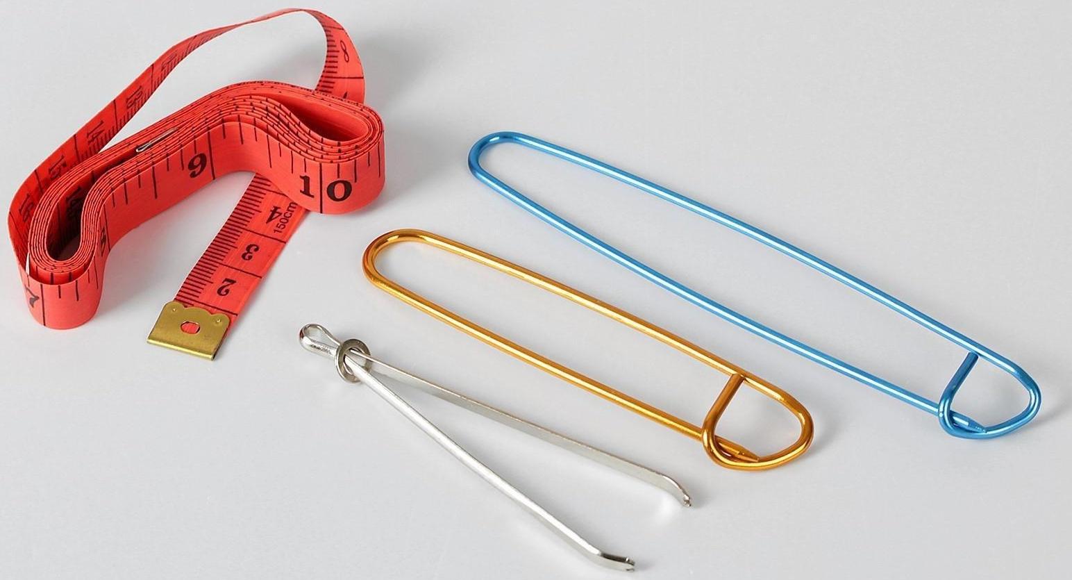 Набор для вязания , 57 предметов, в футляре