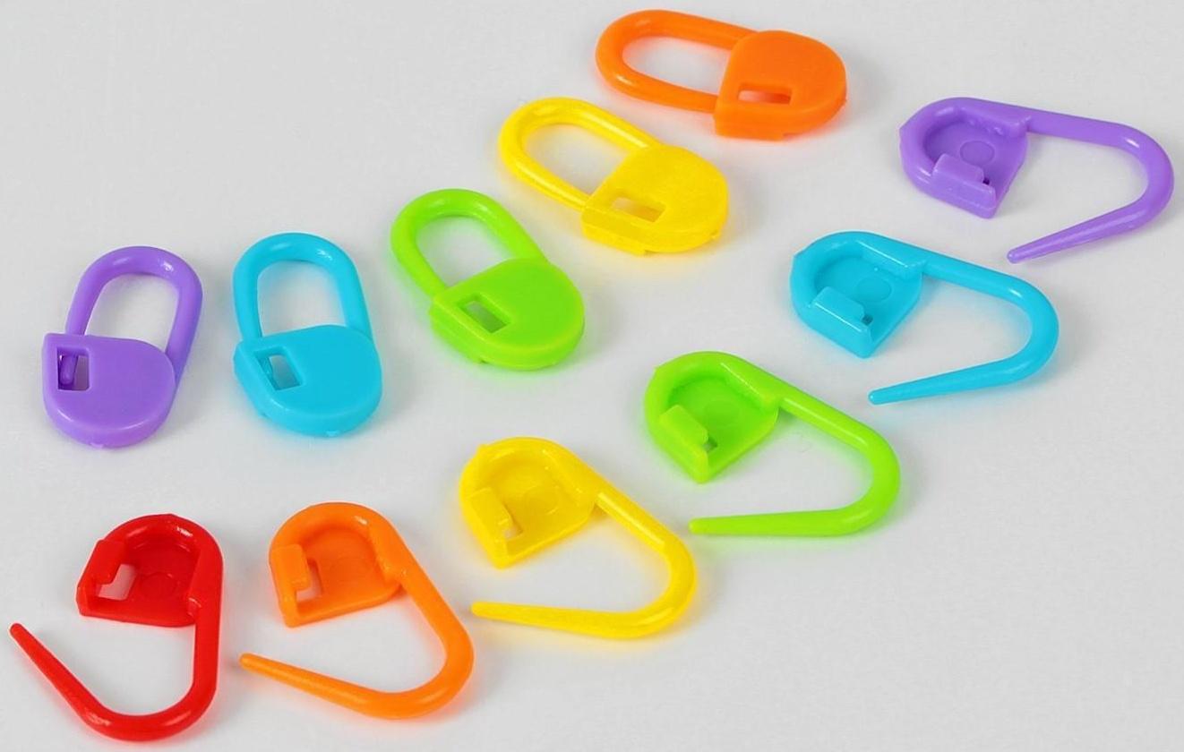 Набор для вязания, 28 предметов, в футляре