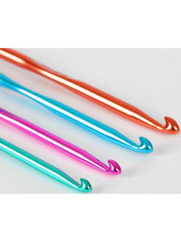 Набор для вязания, 28 предметов, в футляре