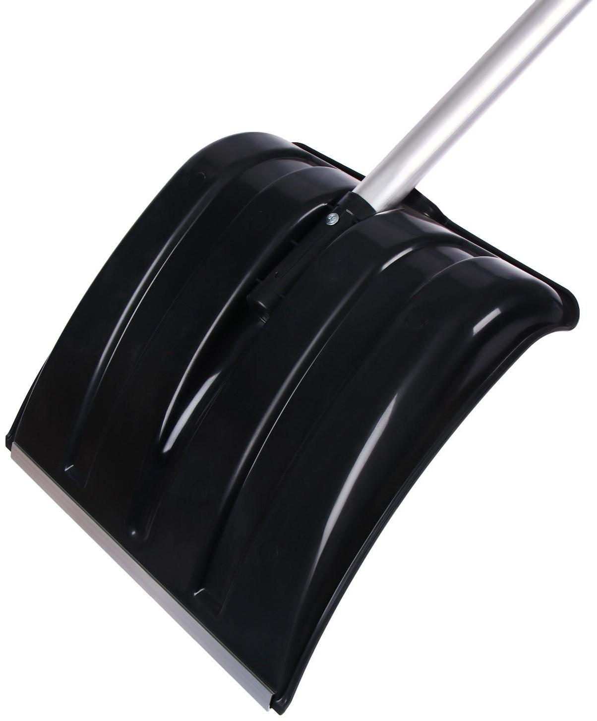 Лопата пластиковая, ковш 380 × 380 мм, морозостойкая, с алюминиевой планкой, алюминиевый черенок, «Снежинка», МИКС