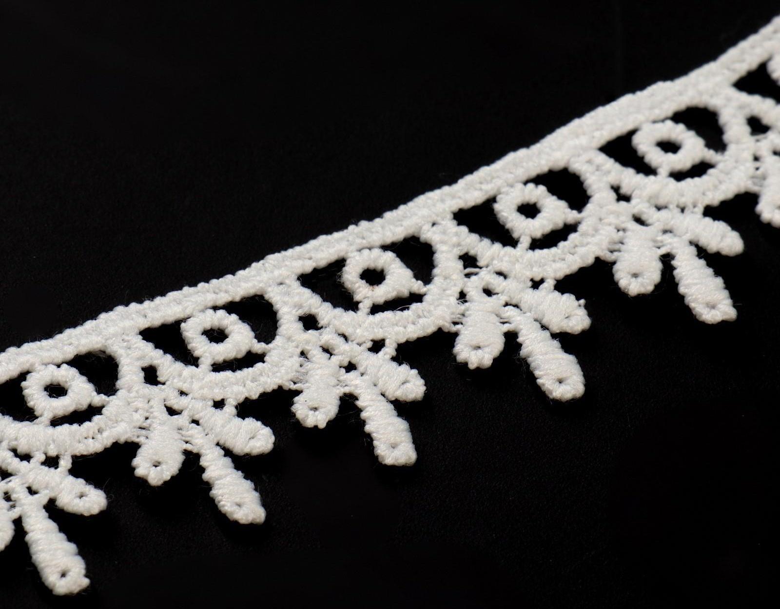 Кружево гипюровое, 20 мм × 14 ± 1 м, цвет молочный