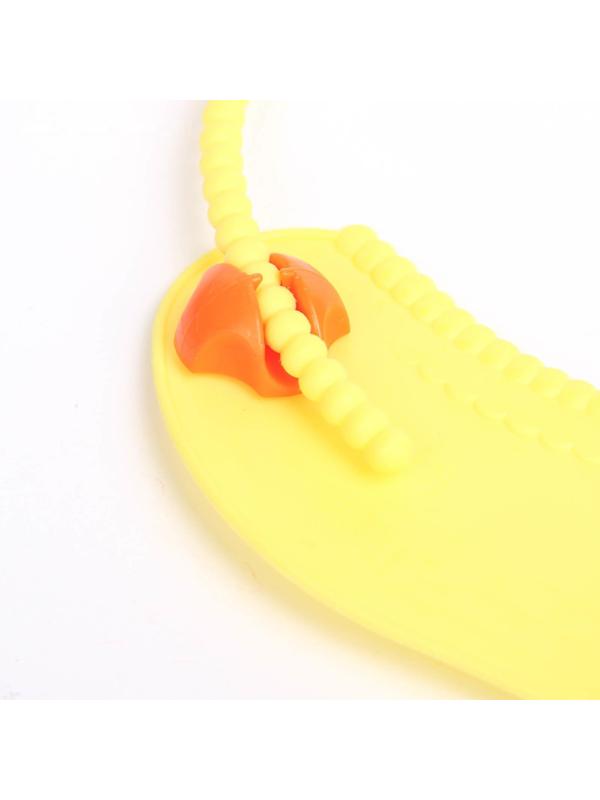 Нагрудник для кормления силиконовый с карманом, цвет жёлтый