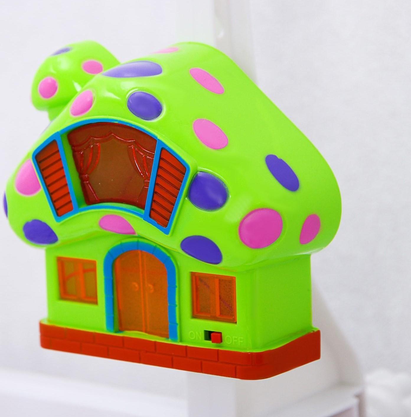 Мобиль музыкальный «Пряничный домик. Совы и бабочки», заводной