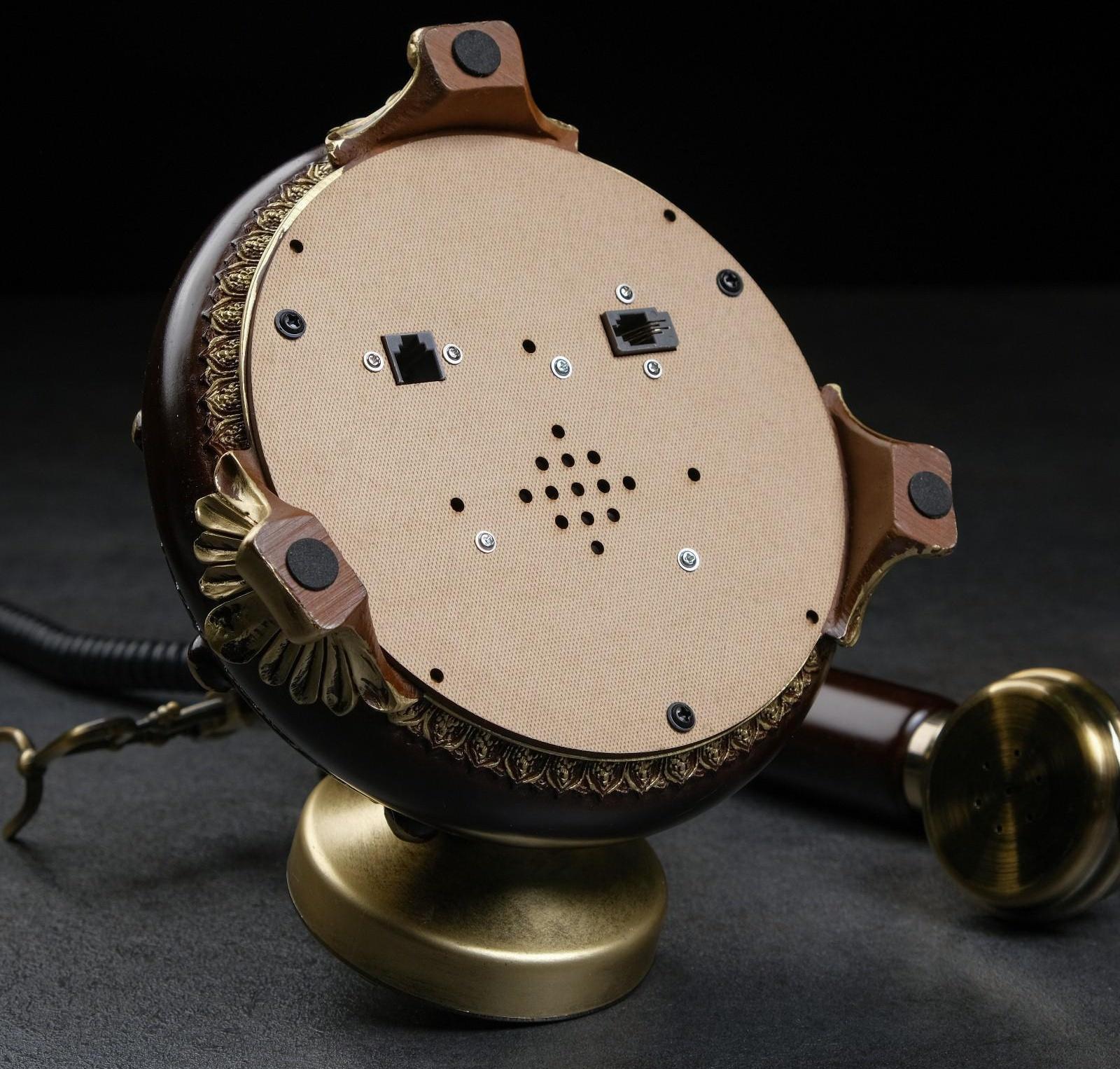 Ретро-телефон 