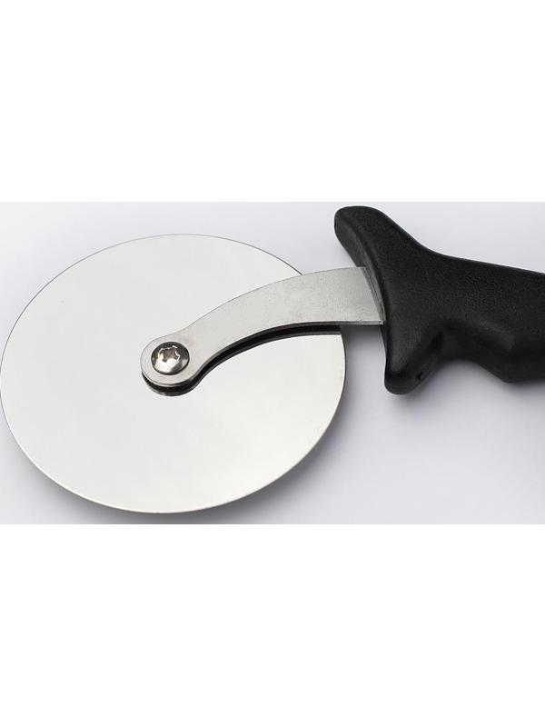 Нож для пиццы, диск 10 см, толщина лезвия 1 мм