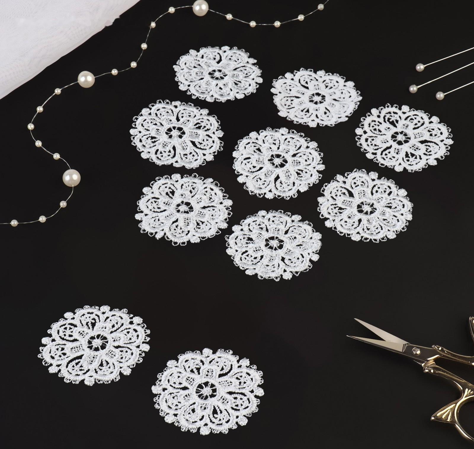 Вязаные элементы «Узоры», d = 5,5 см, 10 шт, цвет белый
