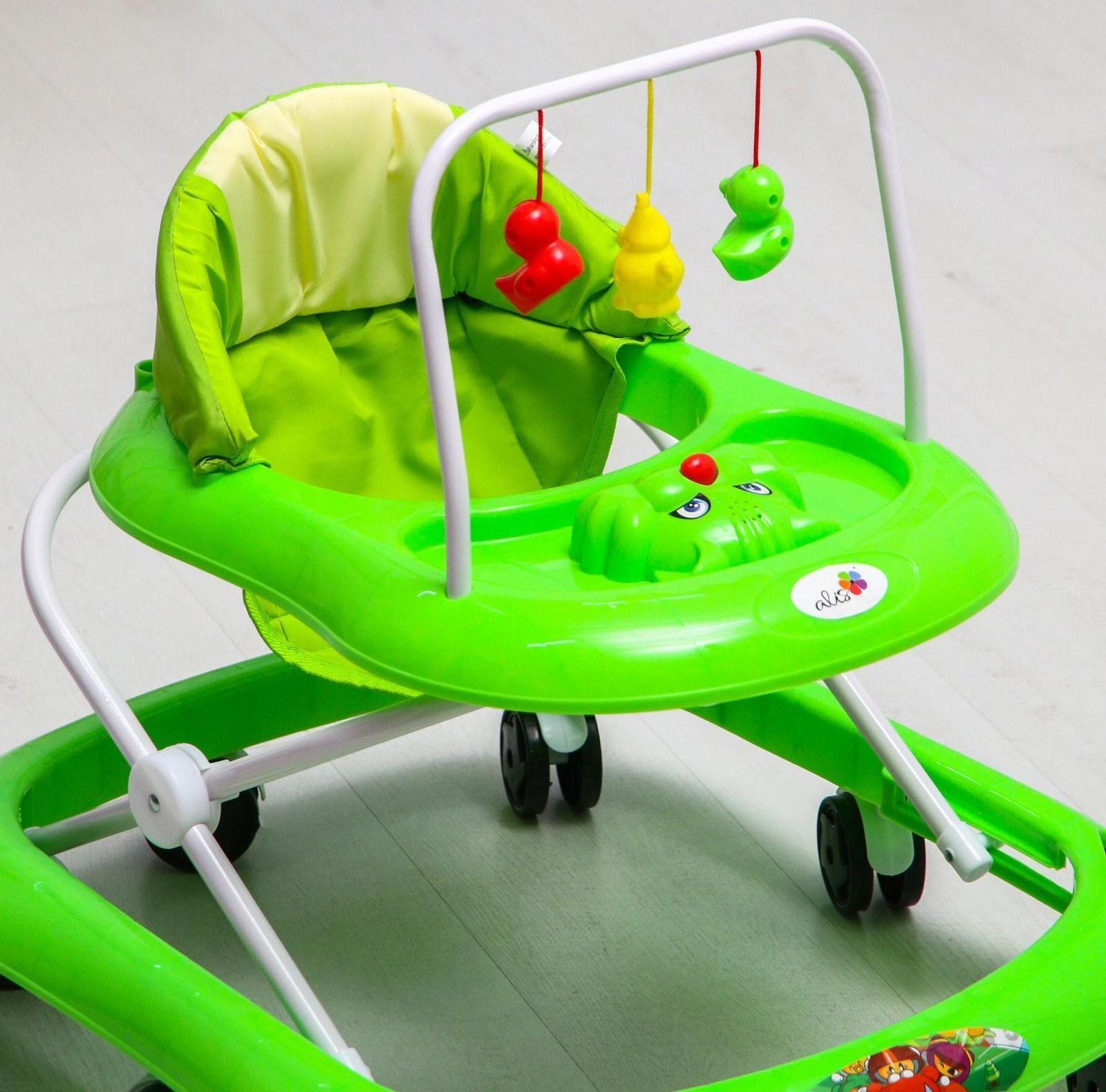 Ходунки «Маленький водитель», 8 колес, муз., зеленый