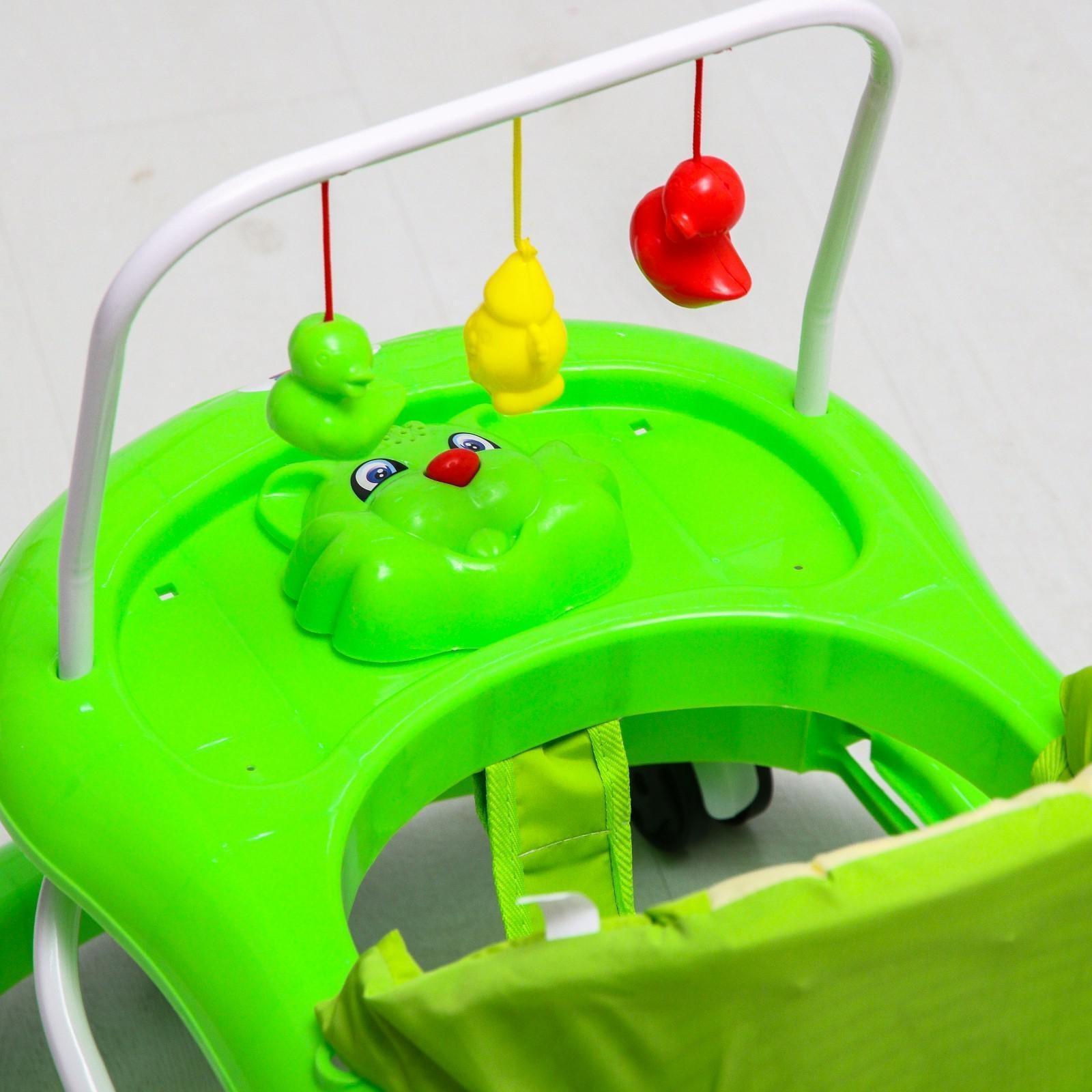 Ходунки «Маленький водитель», 8 колес, муз., зеленый