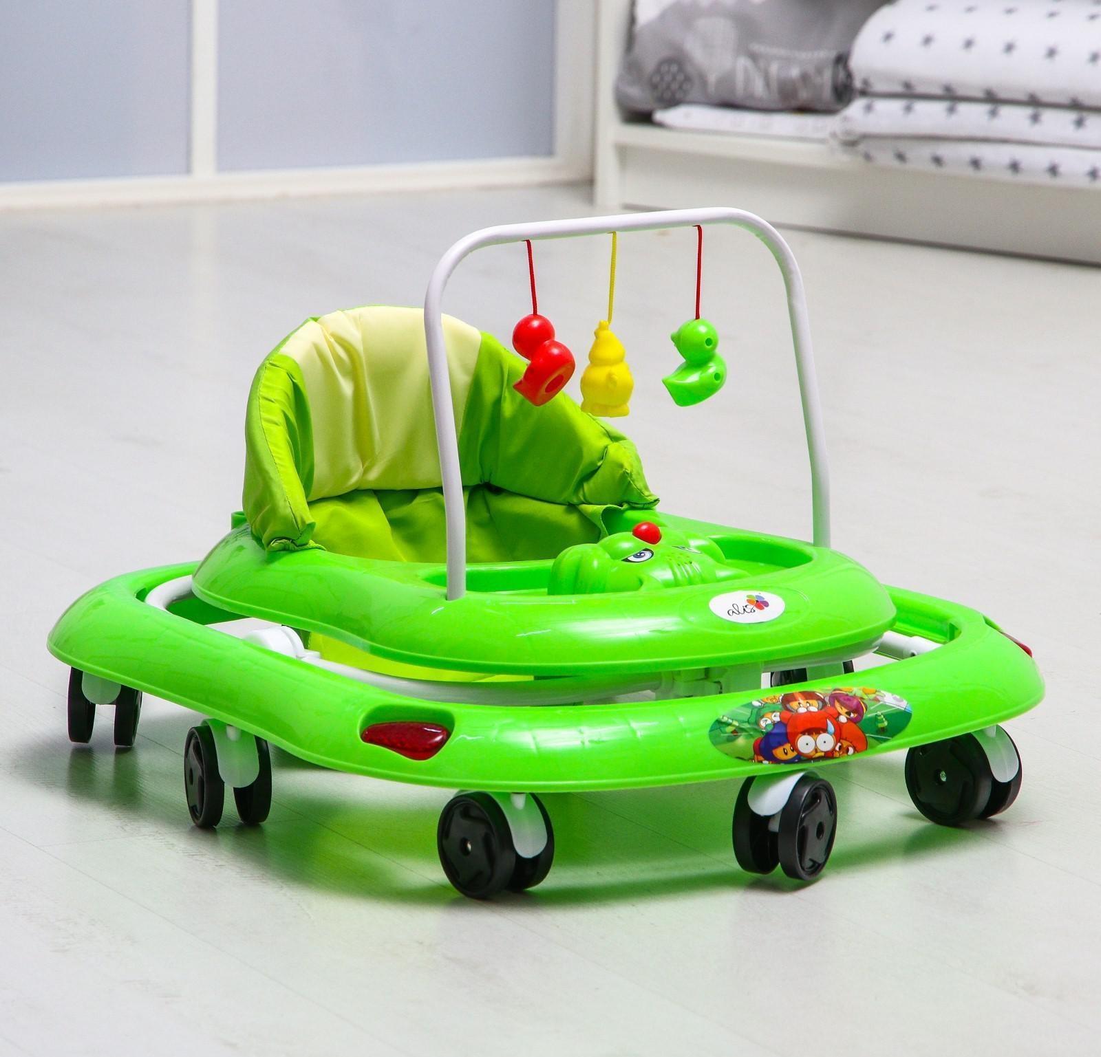 Ходунки «Маленький водитель», 8 колес, муз., зеленый
