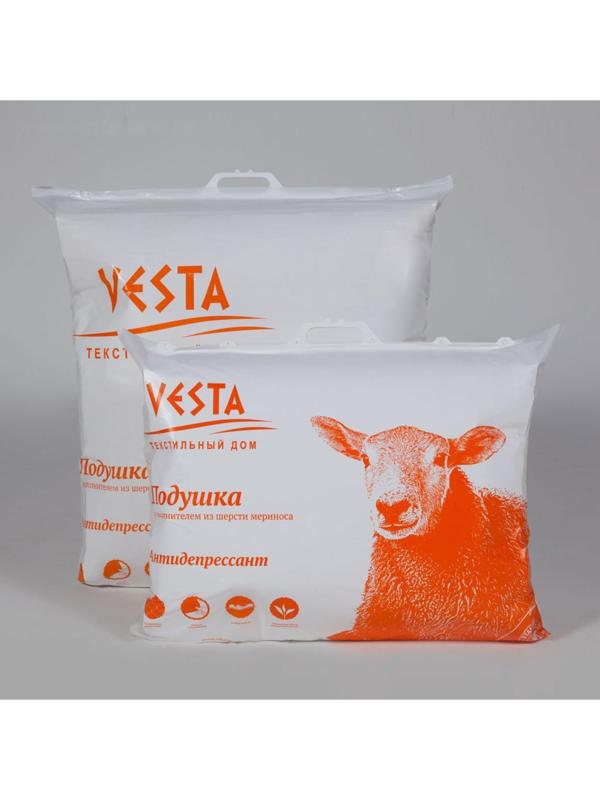 Подушка стёганная 70х70 см, шерсть мериноса, ткань глосс-сатин, п/э 100%