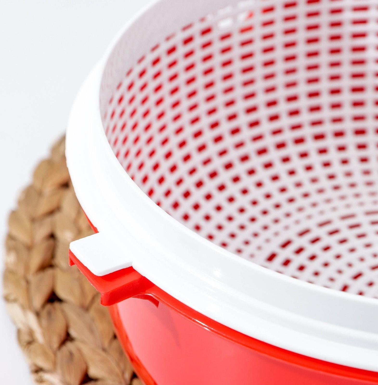 Сыродельница, d=24 см, цвет красный