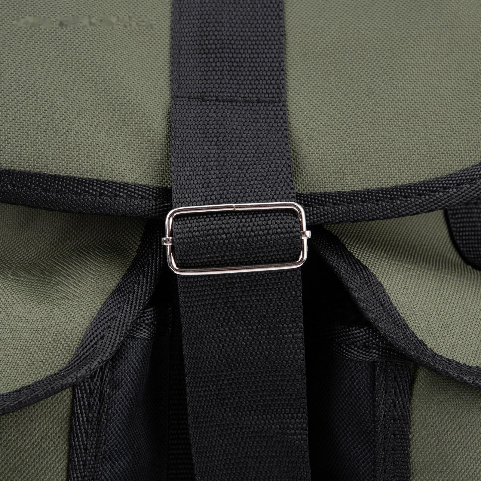 Рюкзак туристический на шнурке, 55 л, 3 наружных кармана, цвет чёрный/хаки