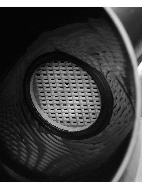 Воронка заливная с угловым носиком, с сеткой, разборная, диаметр 123 мм, длина 325 мм, МИКС