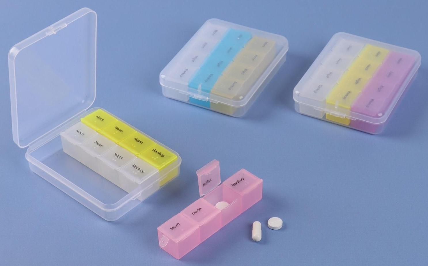 Таблетница-органайзер, английские буквы, утро/день/вечер/ночь, 3 контейнера по 4 секции, цвет МИКС