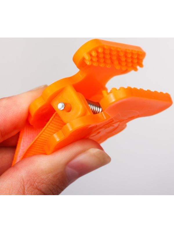 Пустышка силиконовая ортодонтическая с держателем и колпачком, от 0 мес., цвет оранжевый