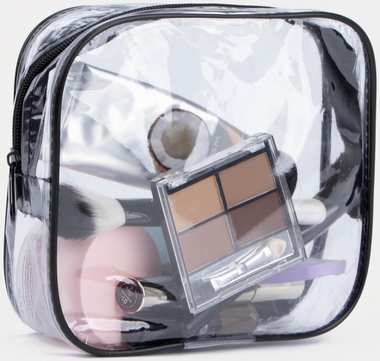 Косметичка на молнии, цвет чёрный