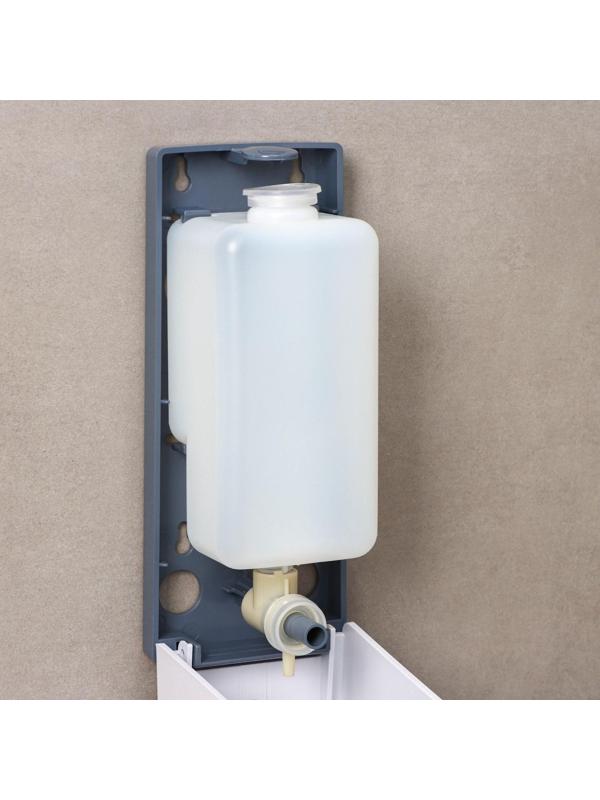 Диспенсер для антисептика или жидкого мыла механический, 600 мл, пластик, цвет белый