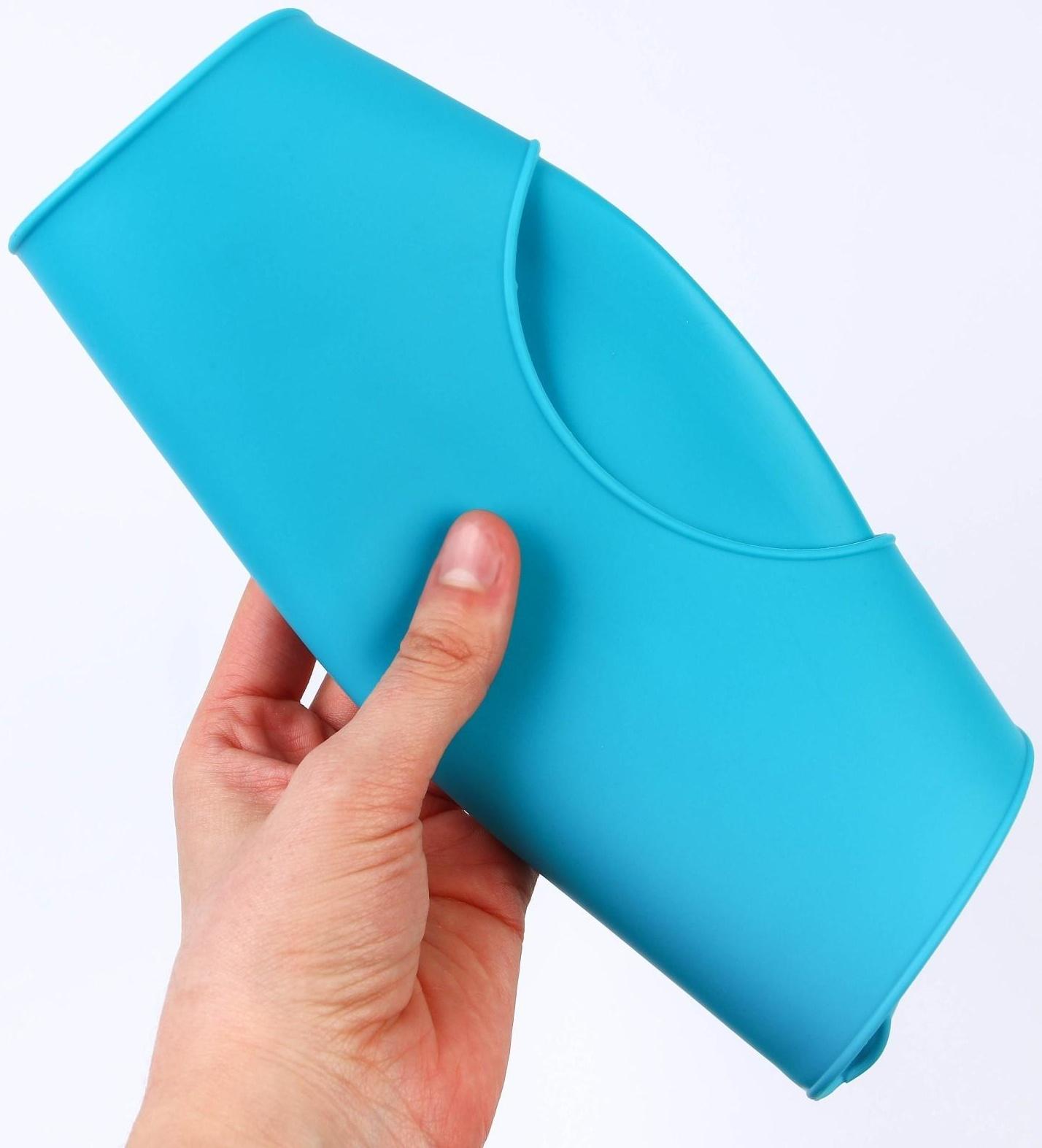 Нагрудник для кормления силиконовый с карманом, цвет голубой